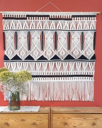 Makrama na ścianę "Swann"